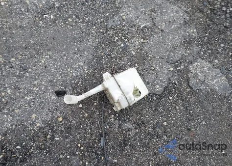 2005 Toyota Camry Le from USA, damaged, VIN 4T1BE32K45U562005